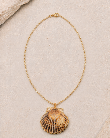 Sandy Necklace by Classic Charlotte
