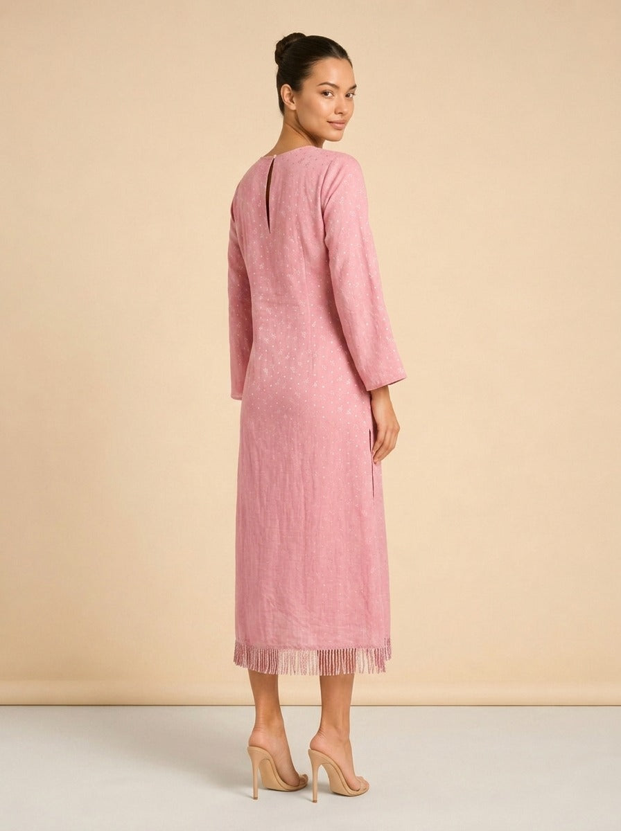 ARIANA DRESS IN RASPBERRY model_over_shoulder