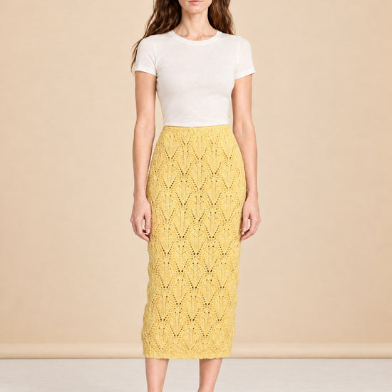 Beck Knit Skirt model_front