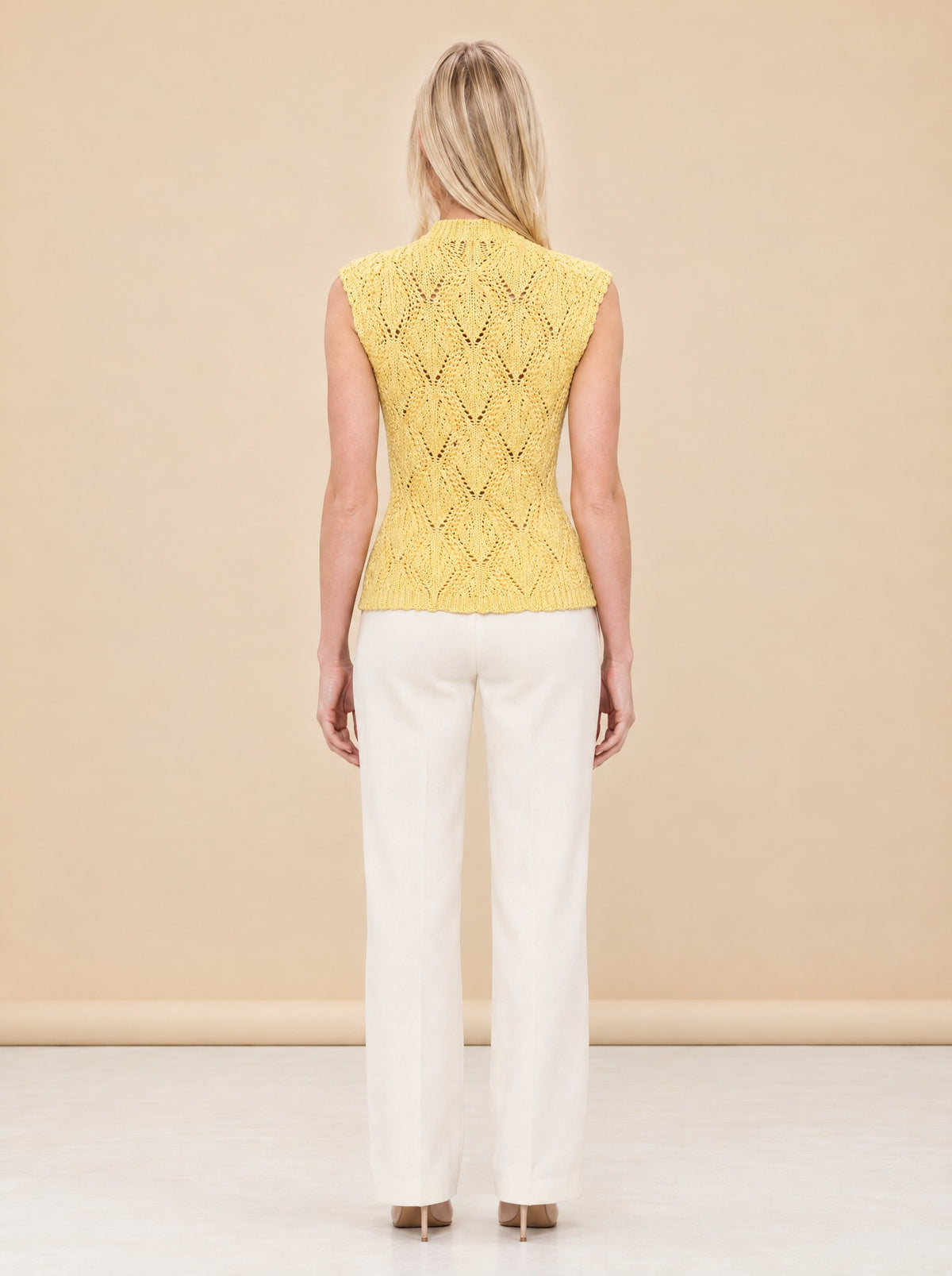 Blaise Knit Top model_back