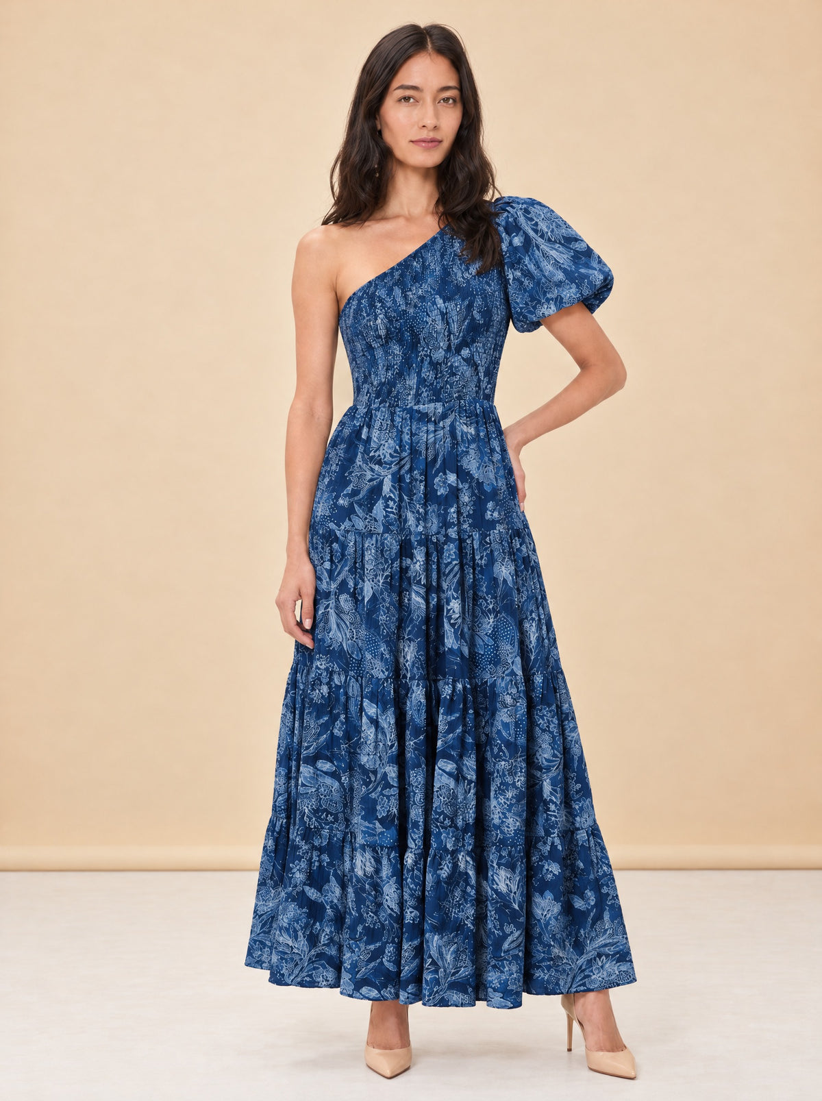 Comohill Mixi Dress model_front_3