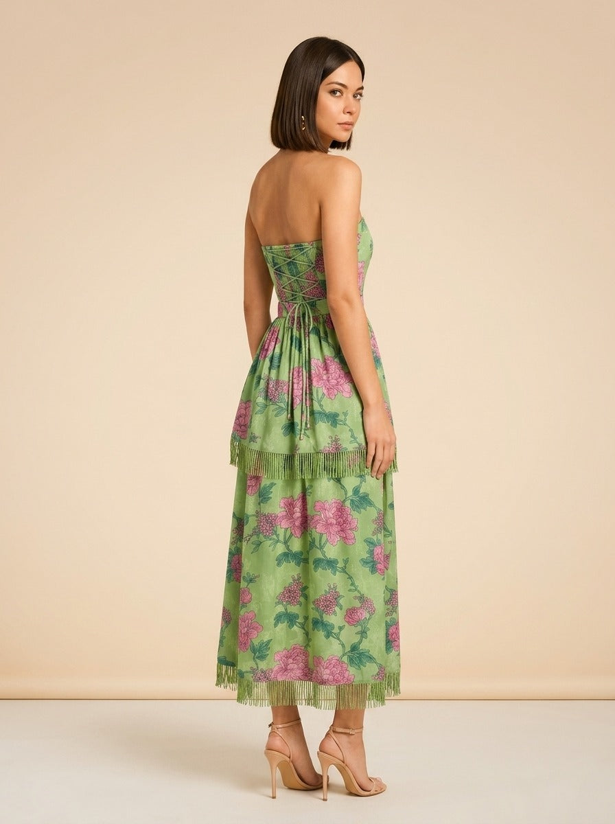 DAISY DRESS IN GARDENIA FLORAL model_over_shoulder