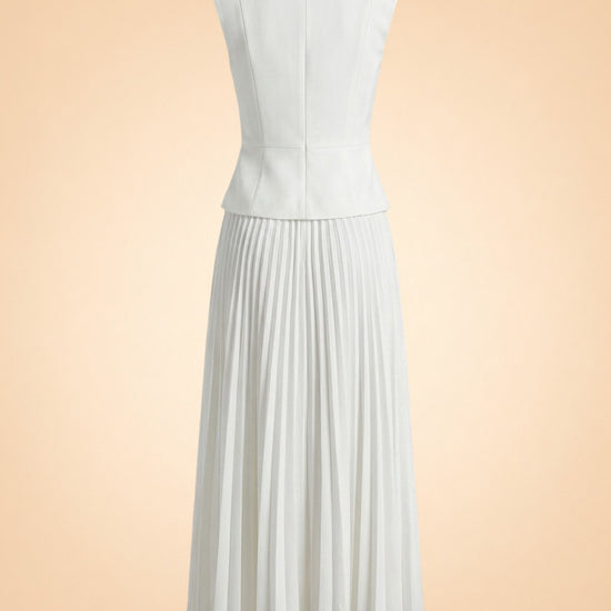 Ellenbrook Linen-Blend Gown ghost_back