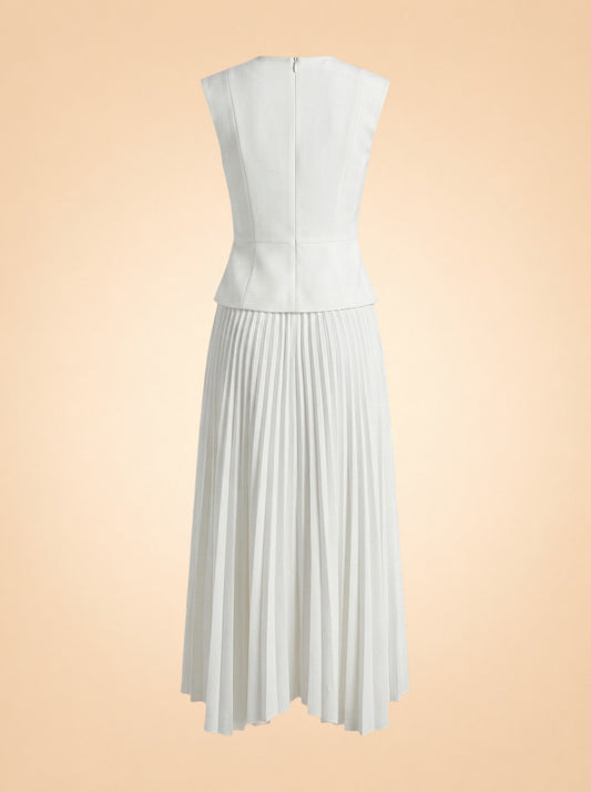 Ellenbrook Linen-Blend Gown ghost_back