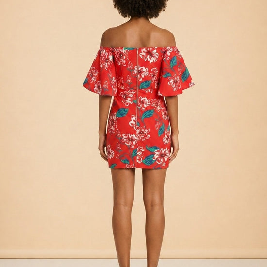 Floral Tuck Sleeve