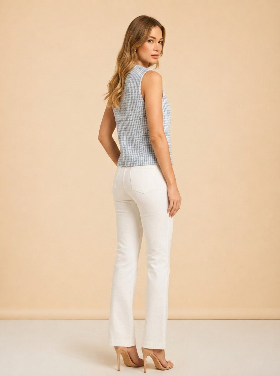 model_over_shoulder