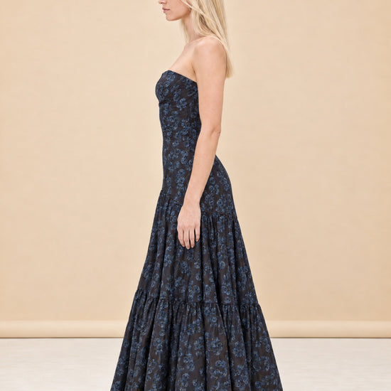 Iris Maxi Dress model_side