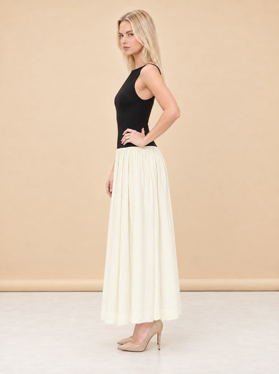 Matteah Maxi Dress model_side