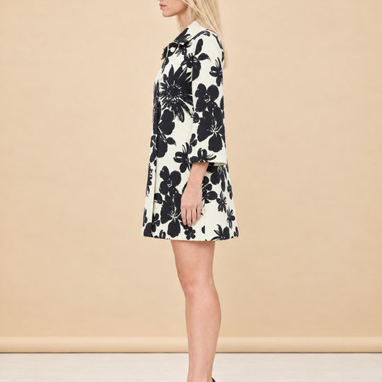 Millie Coat model_side