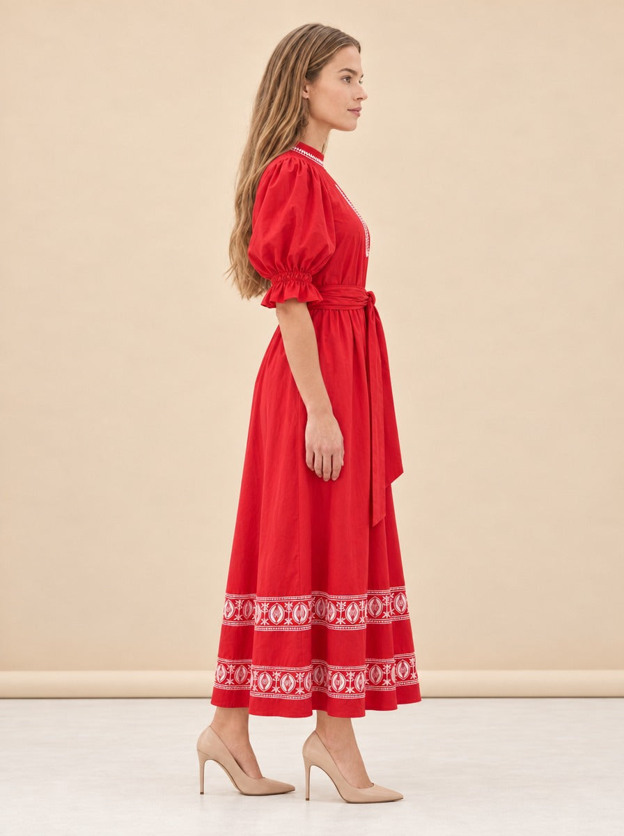 Red Dress model_side