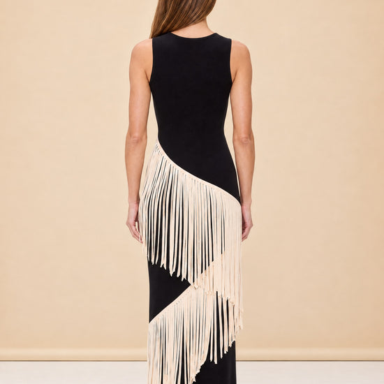 SPIRAL KNIT DRESS model_back