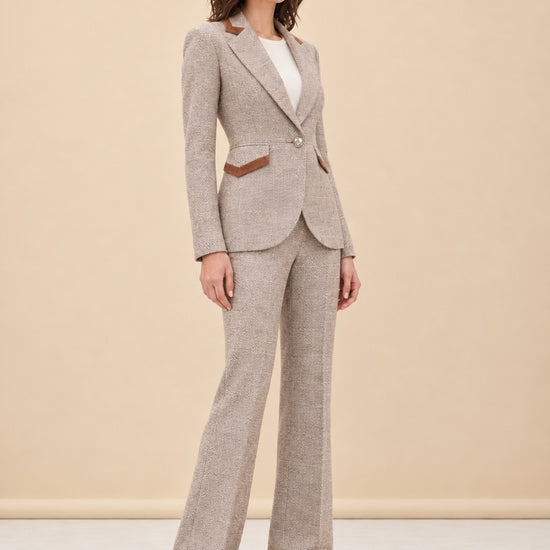 Taped Seamed Blazer model_front_2