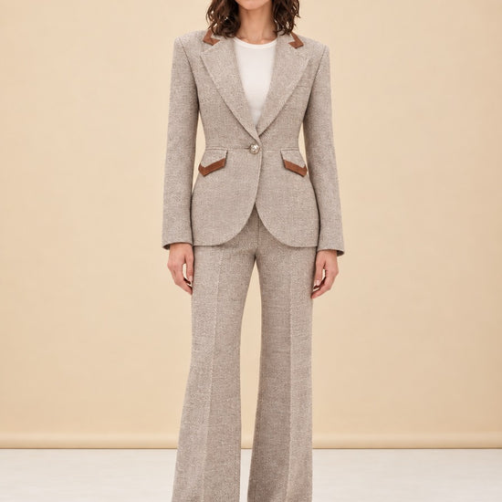 Taped Seamed Blazer model_front