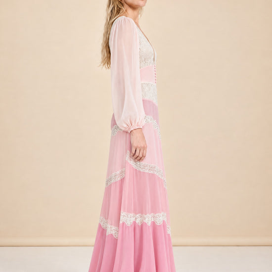 The Kinsler Dress model_side