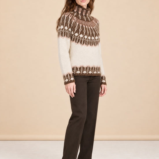 Valentine Sweater model_front_2