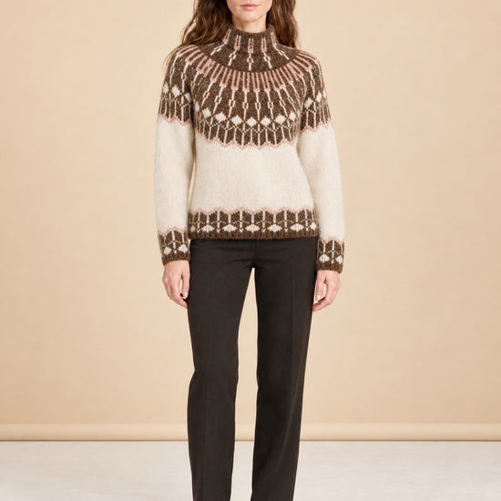 Valentine Sweater model_front