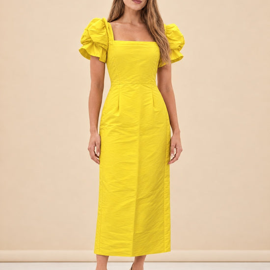 Yellow dress 2 model_front